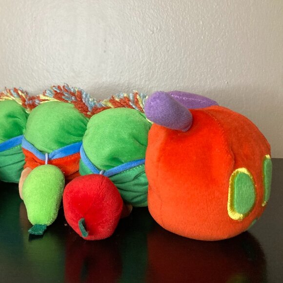 Vintage 2005 Eric Carle The Very Hungry Caterpillar 19" Plush Toy with Foods - Picture 1 of 9